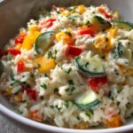 Reis mit Gemüse und Frischkäse-Sauce
