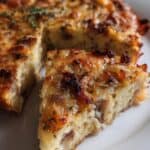 Klassischer Zwiebelkuchen vom Blech