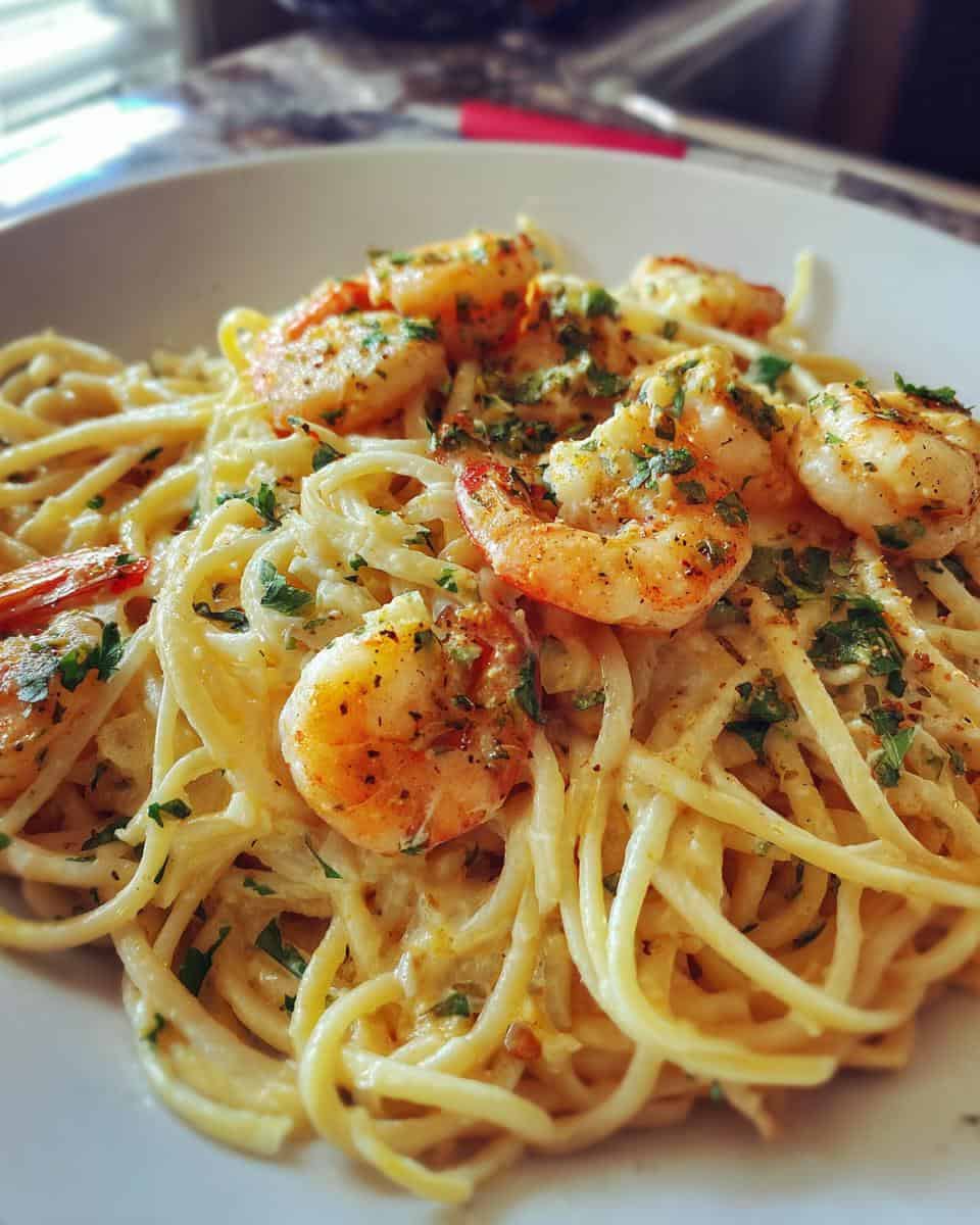 Spaghetti mit Garnelen in Knoblauch-Sahnesauce - detail 2