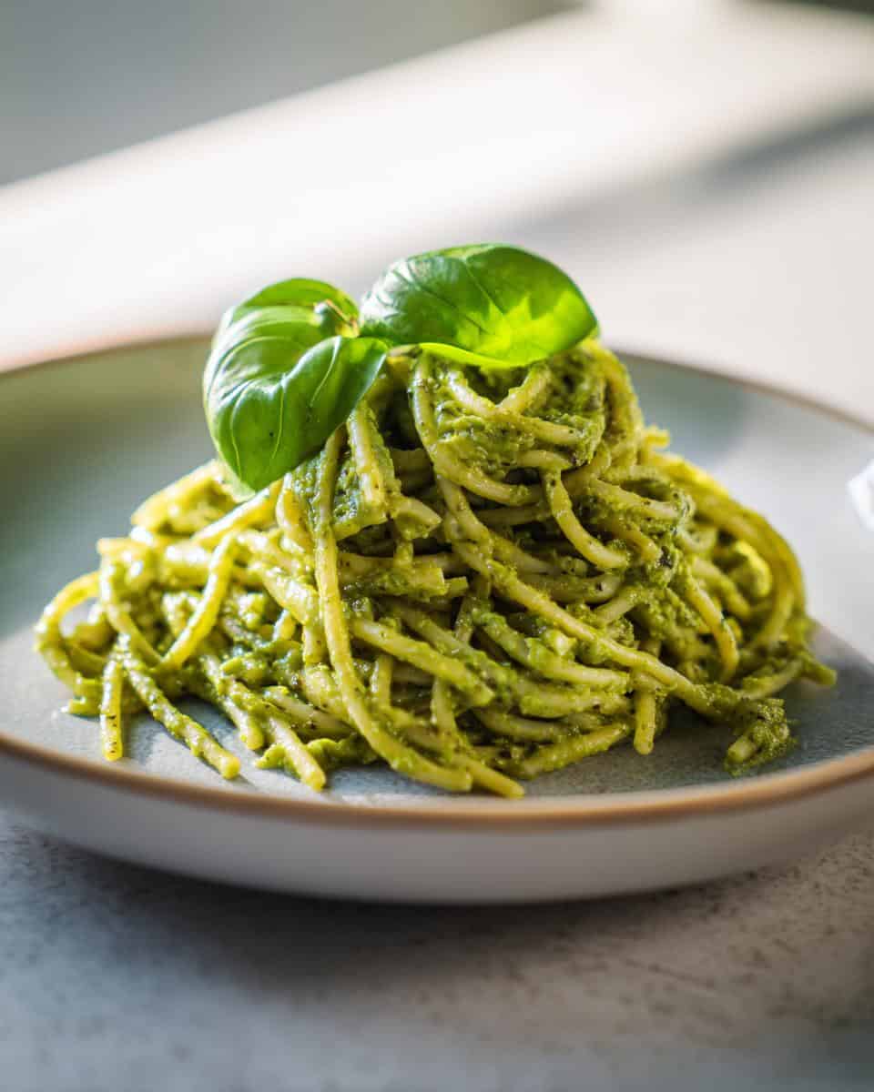 cremiges avocado pasta rezept einfach - detail 1