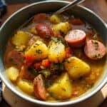 Deftiger Kartoffeltopf mit Würstchen einfach selber machen