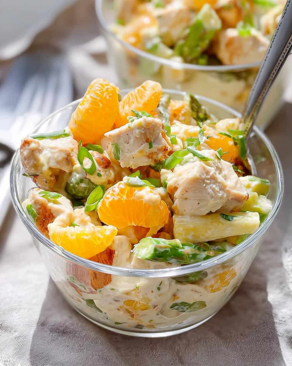 Geflügelsalat klassisch mit Mandarinen und Curry - detail 1