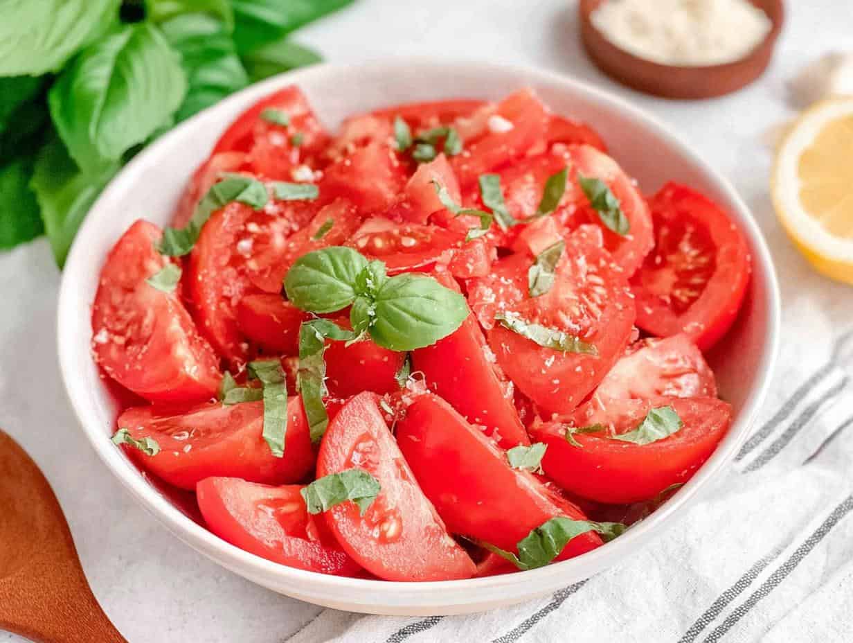 Unglaublich! 10 Minuten Tomatensalat mit Wow-Effekt