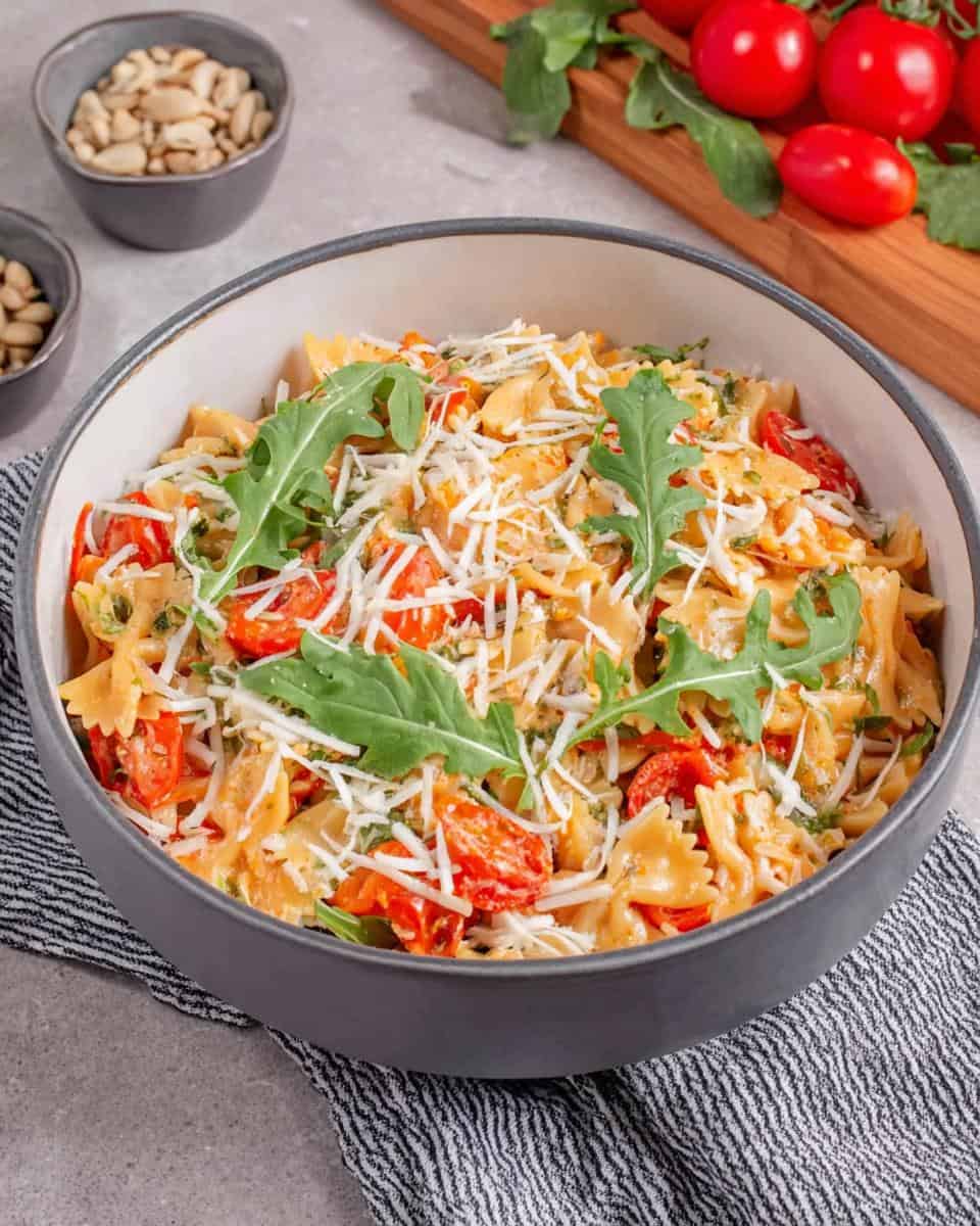 Nudelsalat mit Pesto und Rucola ohne Mayonnaise - detail 1