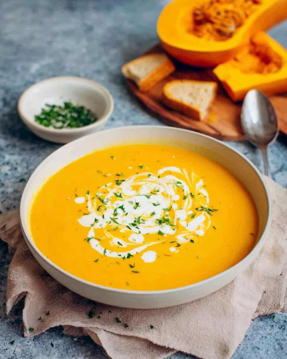 Schnelle cremige Butternut-Kürbis-Suppe - detail 3