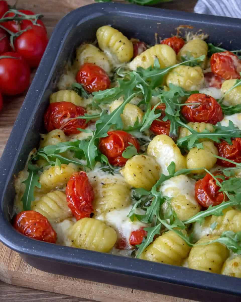 Schnelles Gnocchi aus dem Ofen mit Tomaten und Mozzarella - detail 1