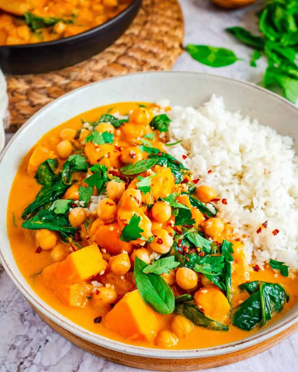 Schnelles veganes Hokkaido Kichererbsen Curry Rezept - detail 2