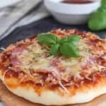 Einfaches Dinkel Pizzateig Rezept selber machen