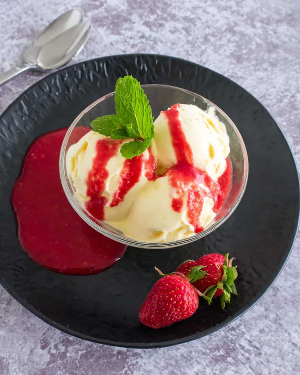 Einfaches cremiges Vanille Parfait Rezept ohne Eismaschine - detail 2