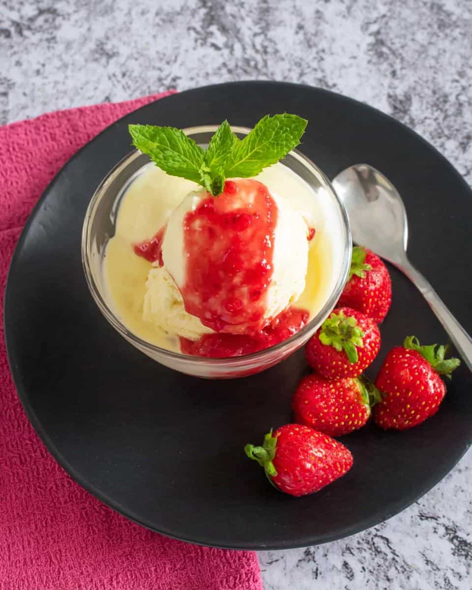 Einfaches cremiges Vanille Parfait Rezept ohne Eismaschine - detail 3