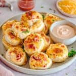 Gefüllte Pizzabrötchen mit Geflügelschinken und Käse selber machen