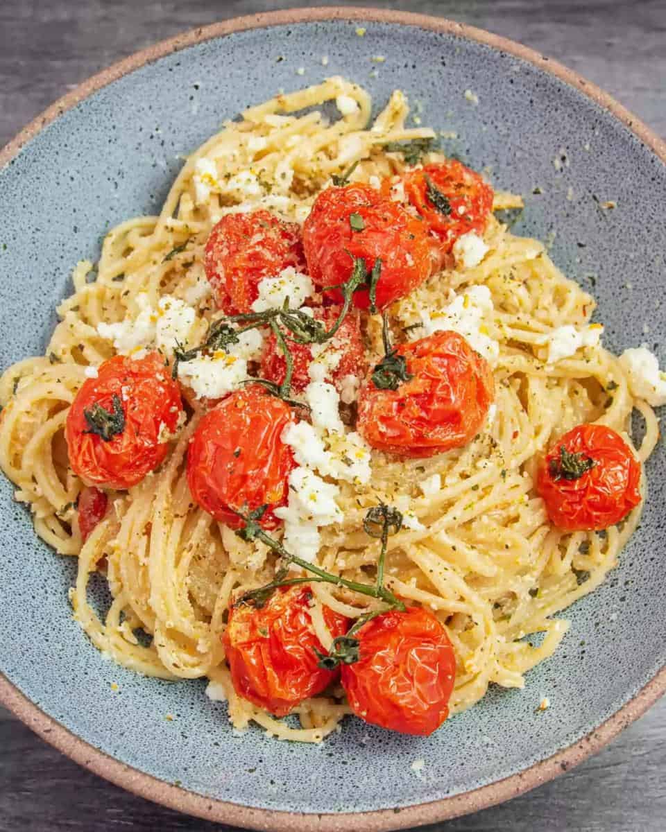 One Pot Ofen Feta Pasta mit Spaghetti - detail 3