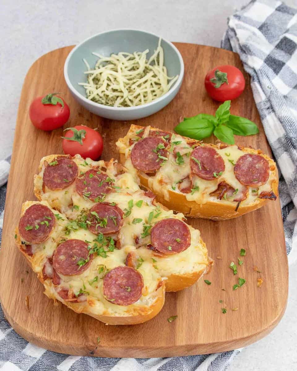 schnelle einfache Pizza Baguettes selber machen - detail 1