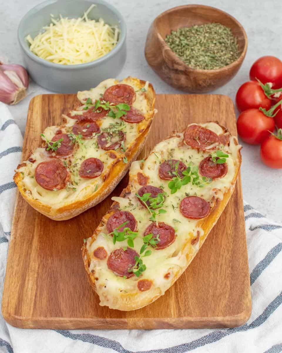 schnelle einfache Pizza Baguettes selber machen - detail 2